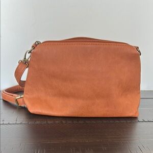 NWOT Tan Leather Crossbody Bag